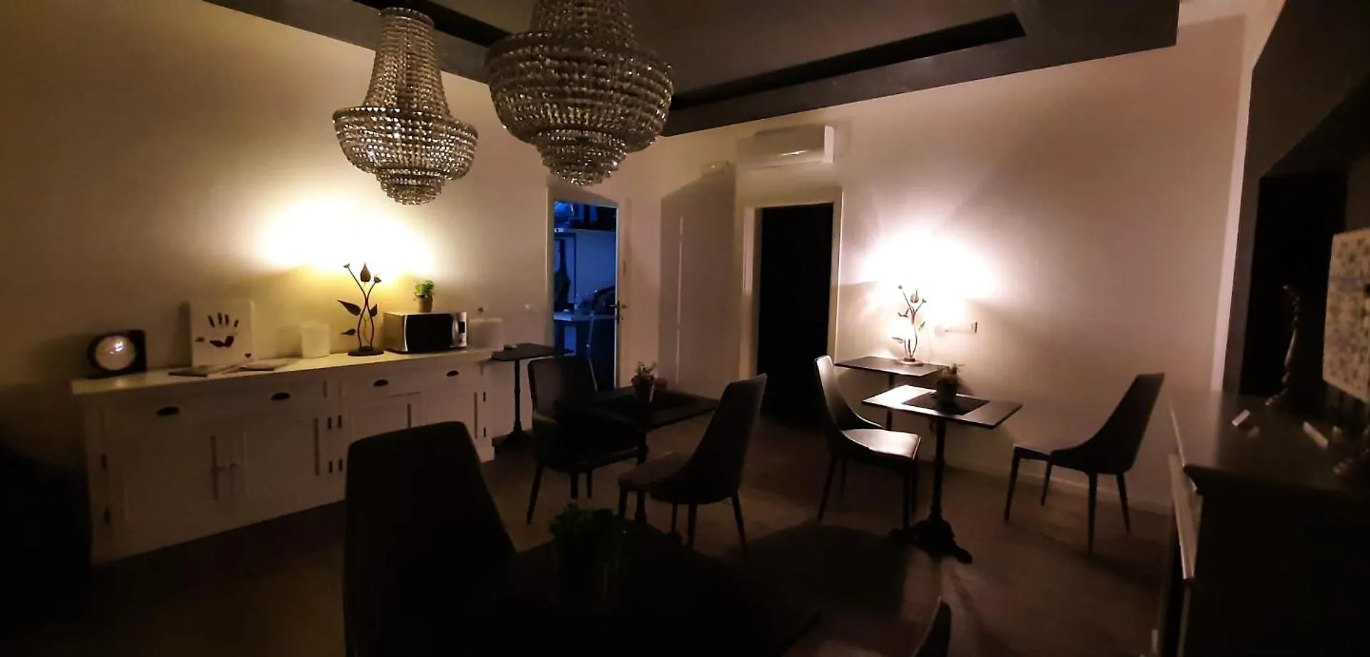 Double A Guest House Mestre