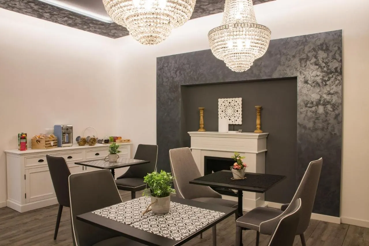 Double A Guest House Mestre